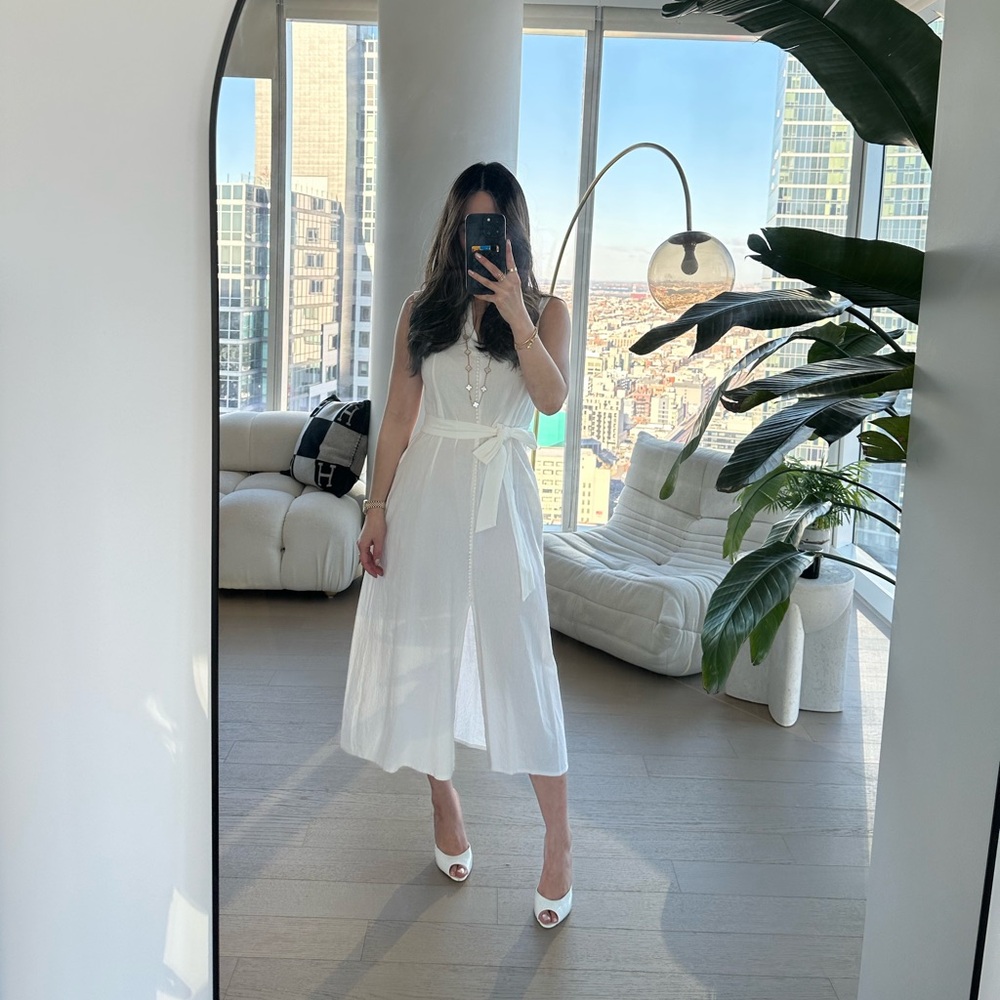 White Linen dress with tie size small - Picture 2 of 3